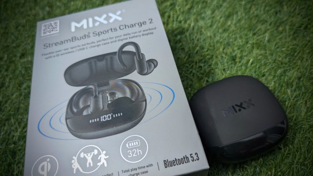 Mixx StreamBuds Sports Charge 2 review 1